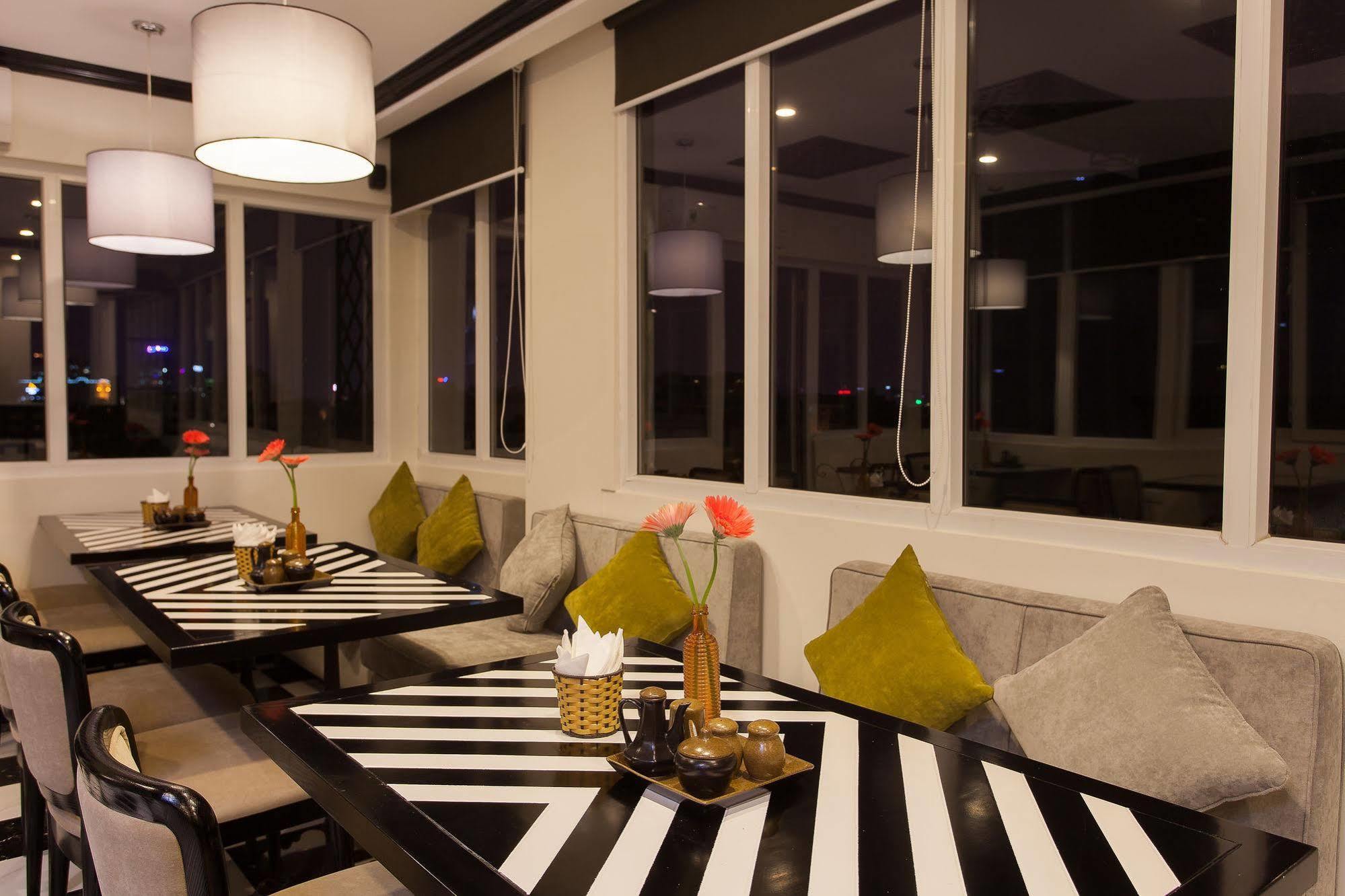 Serenity Diamond Hotel Hanoi Exterior foto